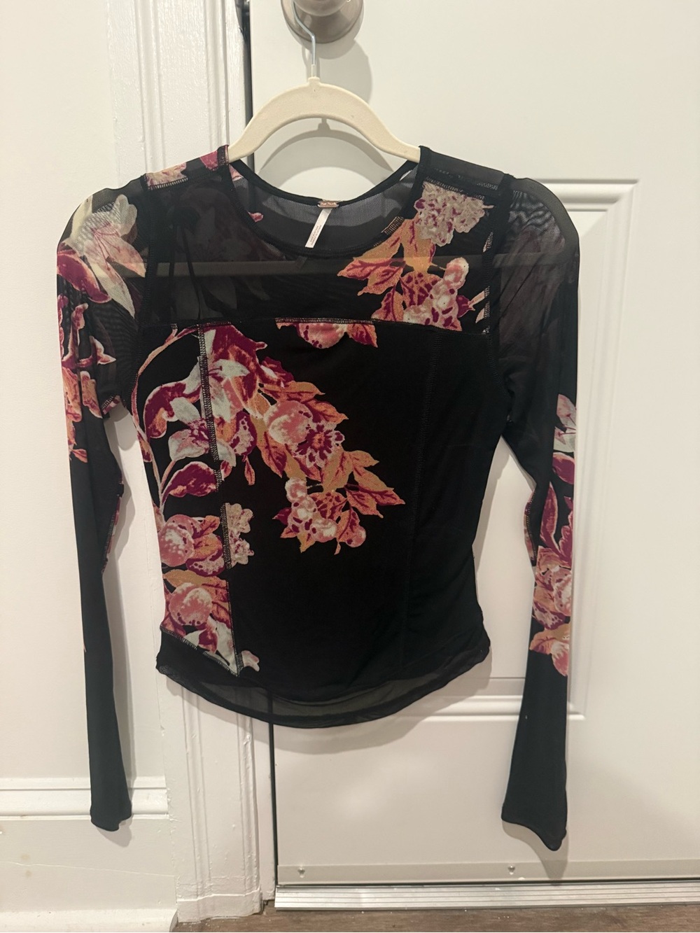 NEVER WORN Free People Black Floral Mesh Long-Sleeve Women's Top